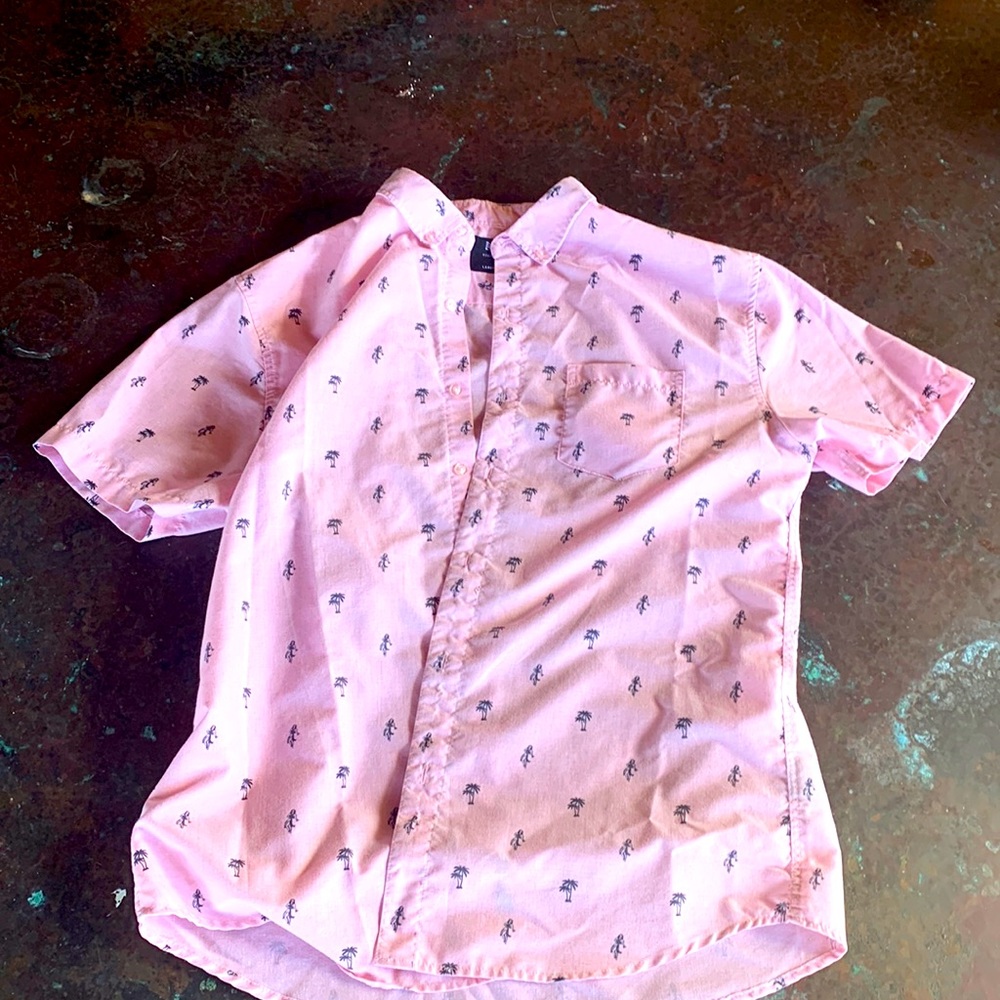 M no’s pink button up